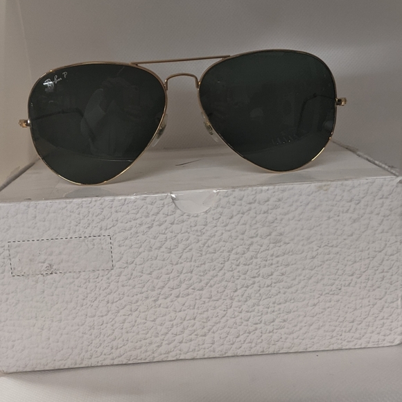 Ray-ban sunglasses polarized - Picture 2 of 3